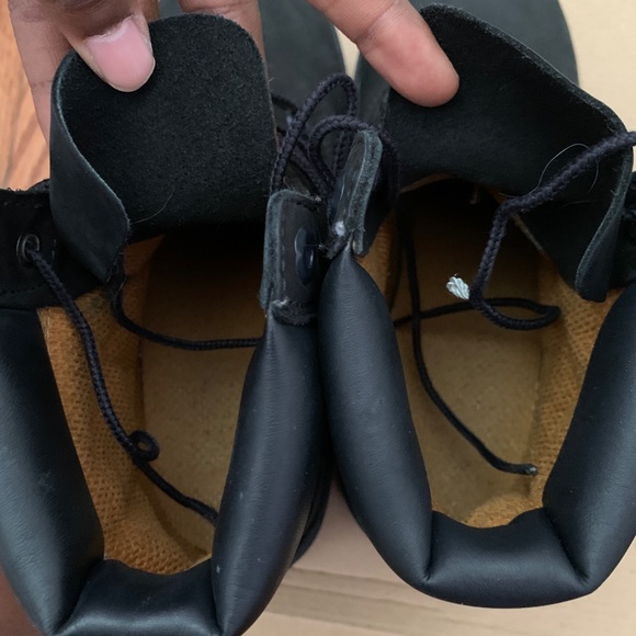 Black Timbs - Picture 6 of 7